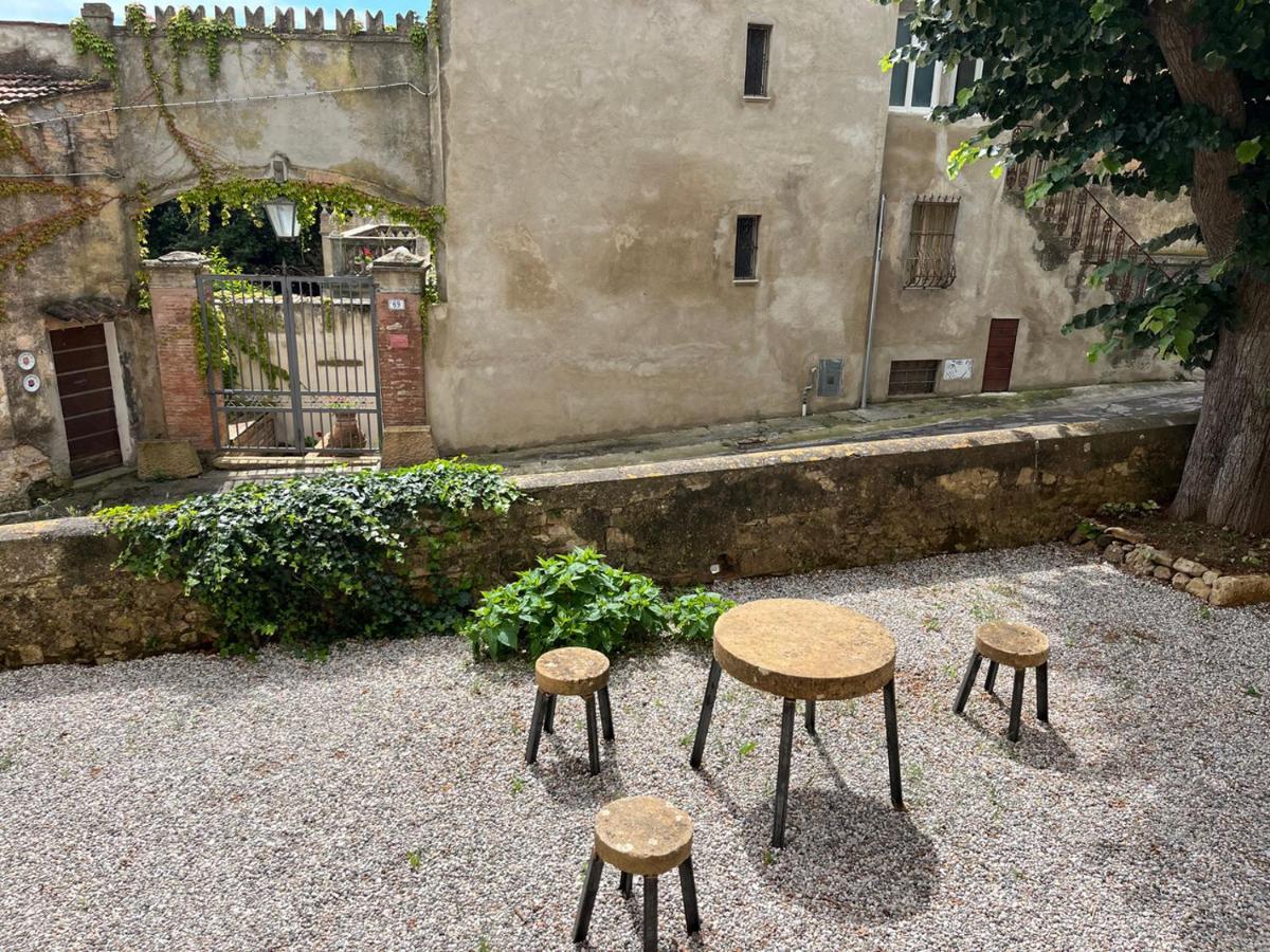 B&B Lo Scudaio Palazzo Marchionneschi Монтескудайо Экстерьер фото