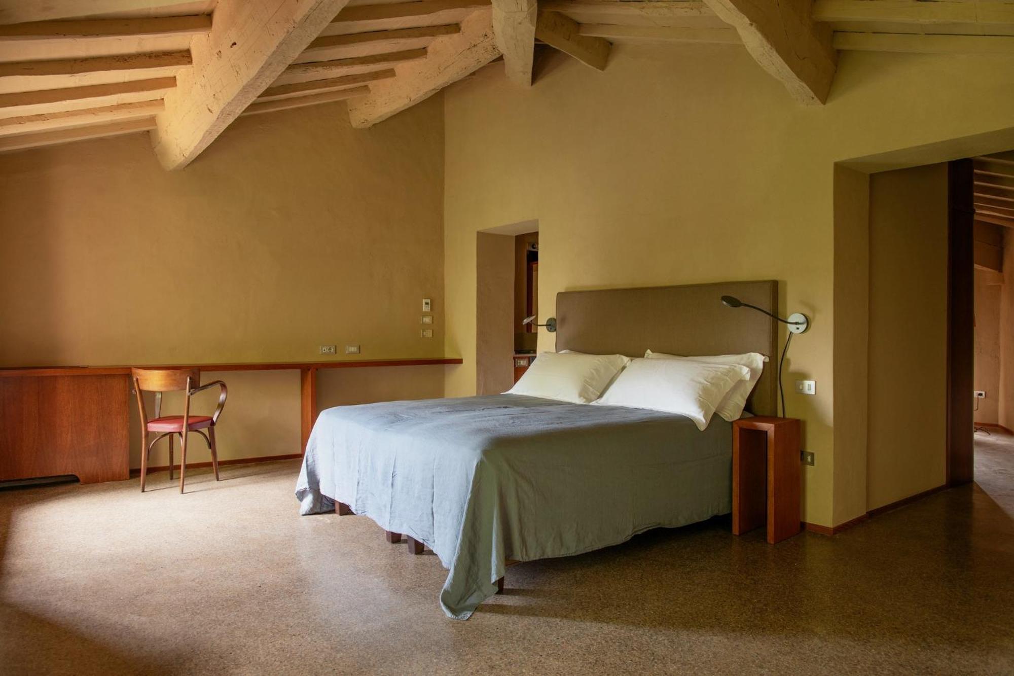 B&B Lo Scudaio Palazzo Marchionneschi Монтескудайо Экстерьер фото